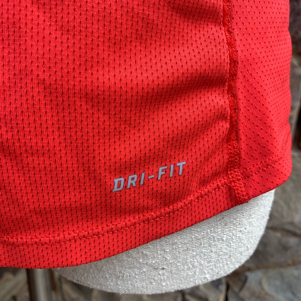 Nike Tank Top - Picture 4 of 5